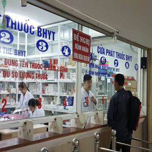 Không để người bệnh BHYT phải tự mua thuốc điều trị